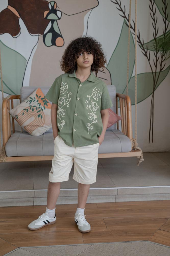 شورت ولادي كلاسيكي 4147-